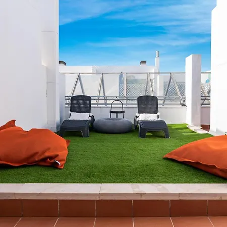 Penthouse In With Rooftop Terrace And 3 Community Pools
